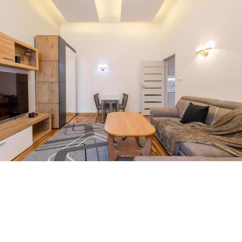 Chic Apartments - City Center - Cozy and Comfortable - Wspólna