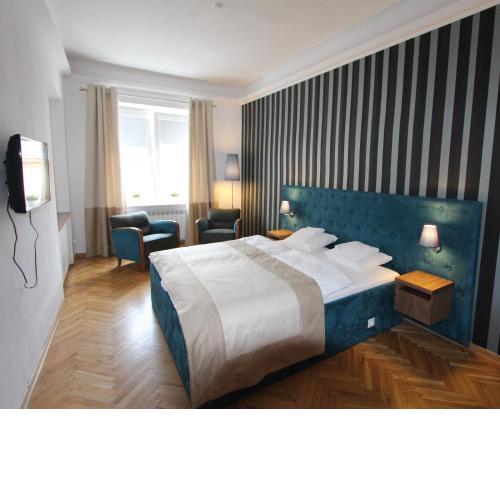 Chmielna 5 Rooms & Apartments