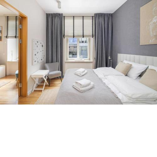 Chmielna City Center Apartment with Bath WWA19