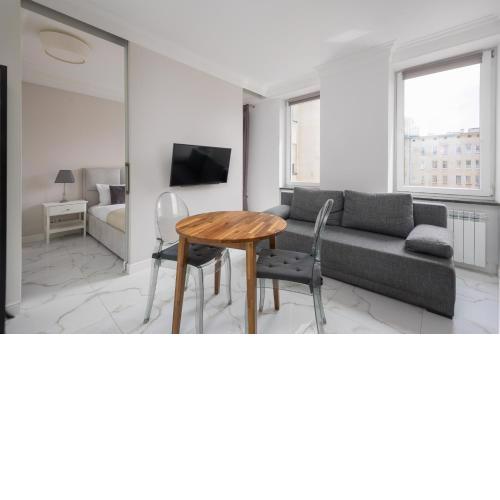 Chmielna Downtown Apartment