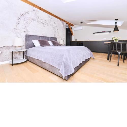 Chodkiewicza 10 (B) - cozy studio by Homeprime
