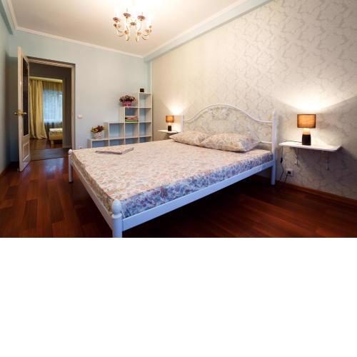 Chornovola Avenue Apartment