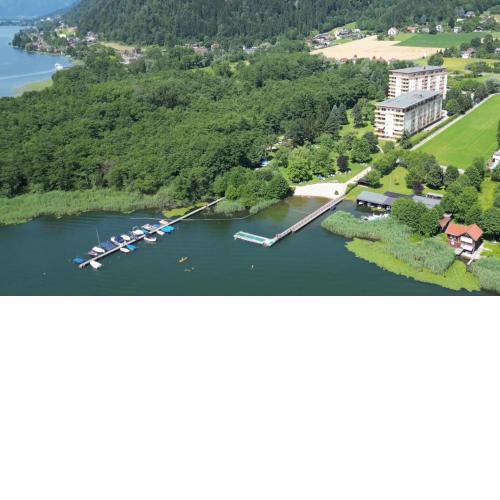 CHRISTOPH Haus KMB Seeappartement am Ossiacher See mit direktem Seezugang und Hallenbad