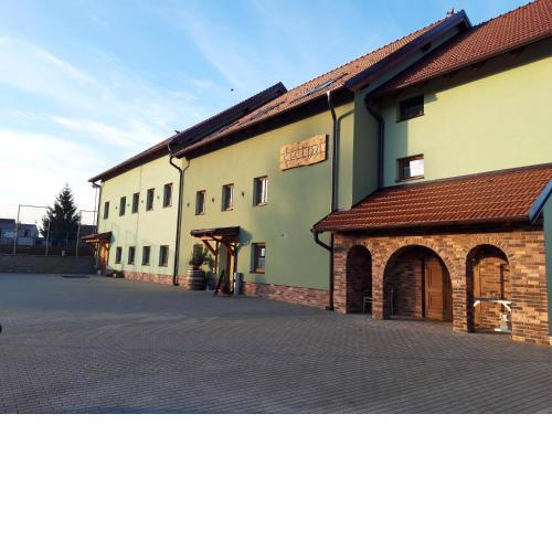 Čičina Tvrdonice penzion, restaurace, vinný sklep