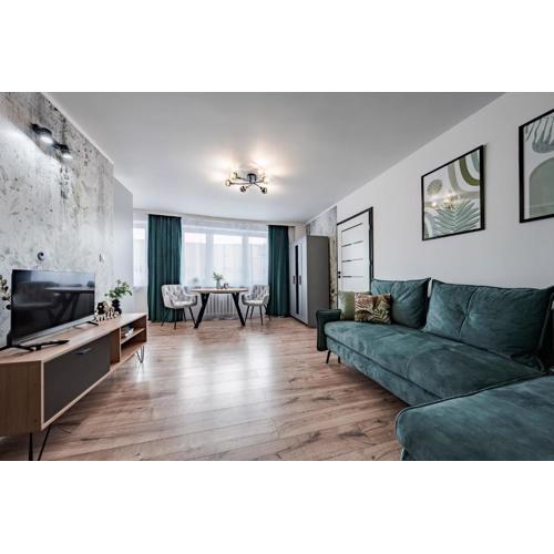 Ciemnozielony Apartament 3city w Gdyni Niedaleko Plaży by Noclegi Renters