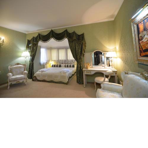 Citadel Hotel