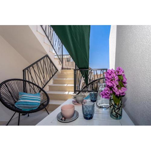 City Apartment Nora, old town located, free parking