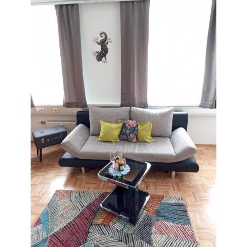 City Apartmentstudio mit Tiefgarage free parking