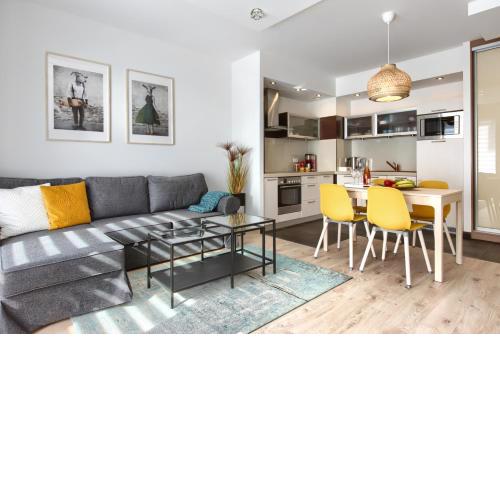 City Center Apartament Parking by IMPERO