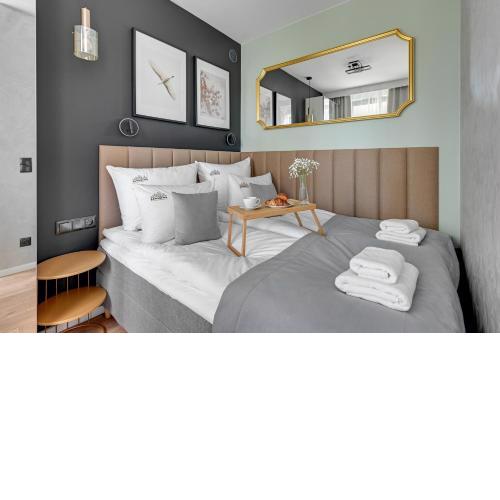 City Center Garden Gates Apartments & Free Parking by Downtown Apartments