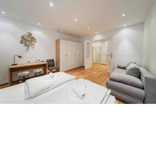 City Central Belvedere Apartment