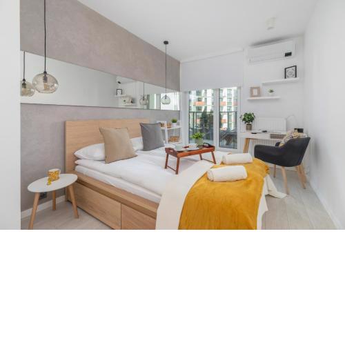 City Centre & Modern Apartment with Parking by Renters Prestige
