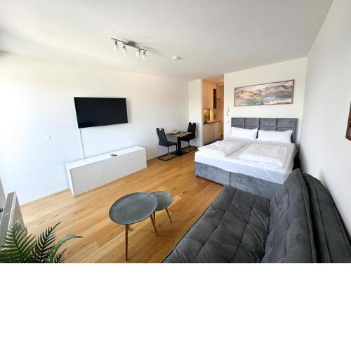 City Comfort Inn