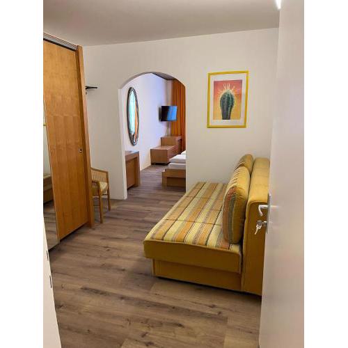 City Hotel Post 20