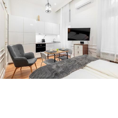 Classical mini studio with a modern touch!