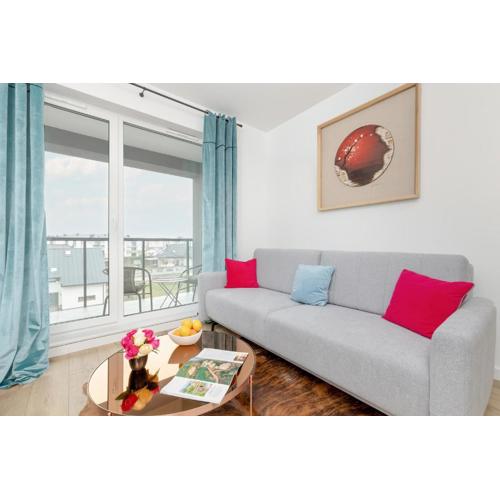 Classy Apartment in Gdynia Balcony & WIFI by Rent like home