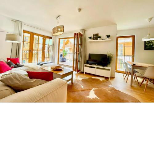Claudia 2 by SMR Rauris Apartments - inc Spa and near Gondola