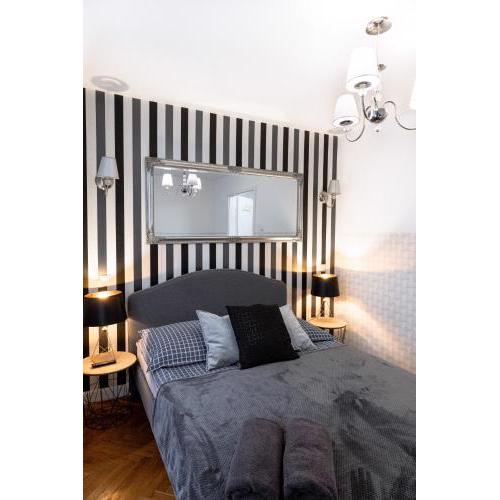 ClickTheFlat Old Town Apart Rooms