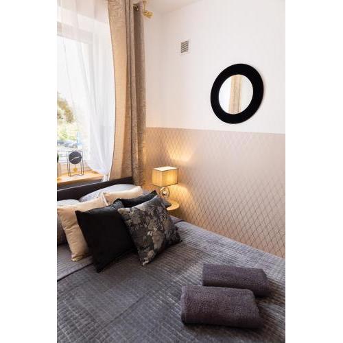 ClickTheFlat Szkolna Palace of Culture Apart Rooms