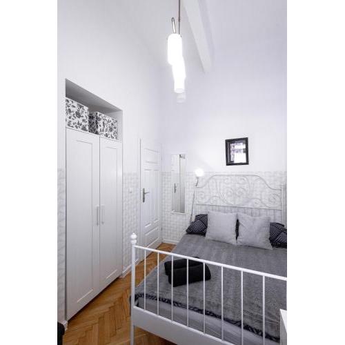 ClickTheFlat Warsaw Philharmonic Apart Rooms