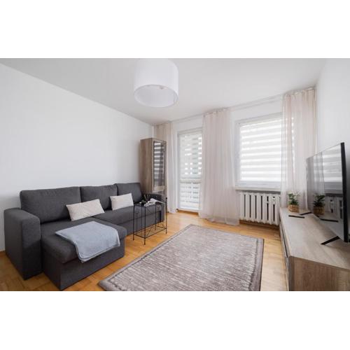 Close to Railway Station Apartment on the 7th Floor in Katowice by Noclegi Renters