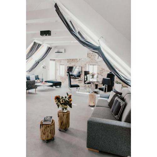Coco Chanel Boutique Apartment by Goodnite cz