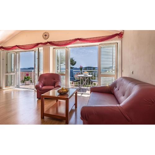 Colonia Apartments