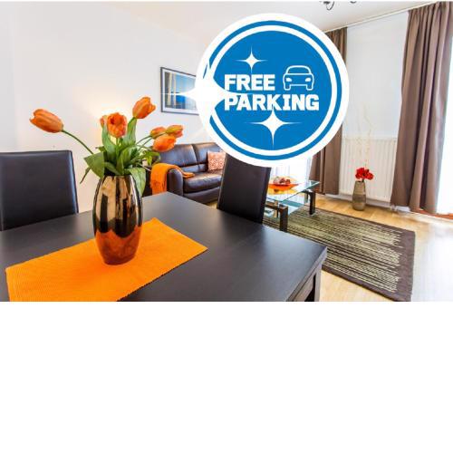 Colours Apartments Deluxe with FREE Parking
