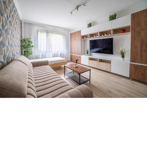 Comfort 28--Stylish 2-Room Stay with Modern Amenities, Perfect for Relaxation & Work