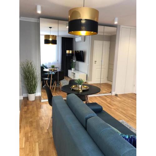 COMFORT GRAŻYŃSKIEGO 7A
