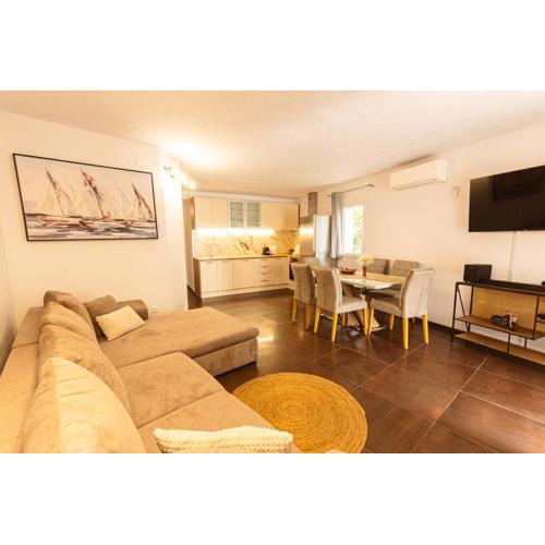 Comfortable 3 bedroom apartment Nancy