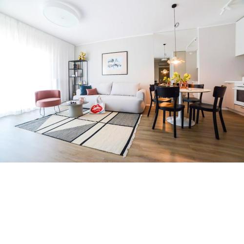 Comfortable Bright Apartment by ECRU near Metro WWA48