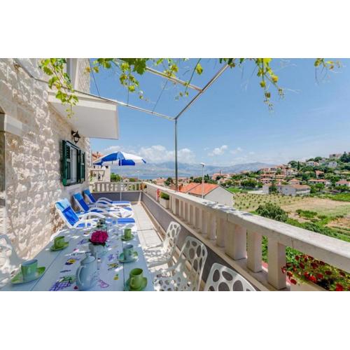 Comfortable Holiday Home with Terrace