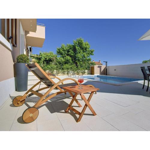 Comfortable house with private pool