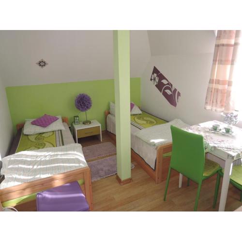 Comfortable studio for 2 people, by the sea
