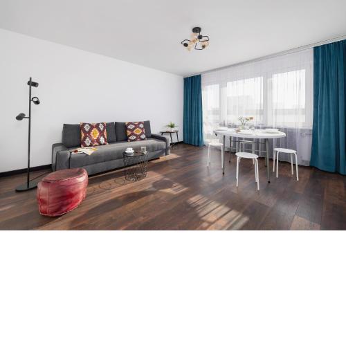 Comfortable Two-Bedroom Apartment Strzelców by Noclegi Renters