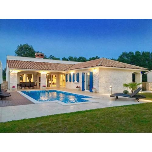 Comfortable villa with private swimming pool