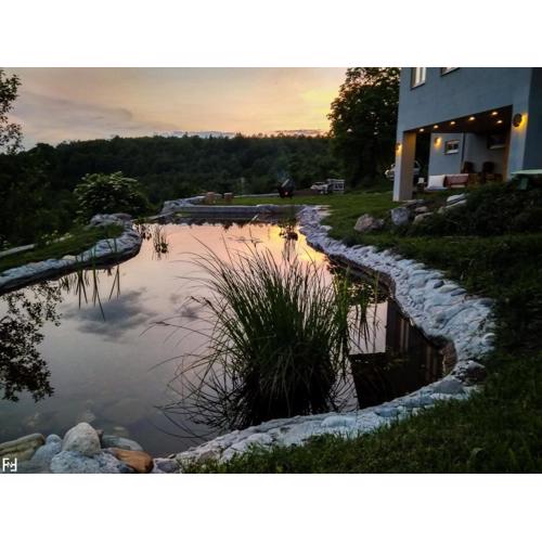 Comfy Holiday Home in Bunjevci with Hot Tub