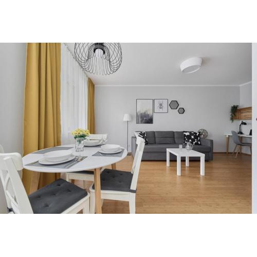 Convenient Apartment Mosiężna 7 by Noclegi Renters