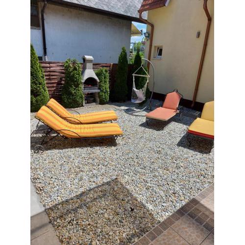 Corner Apartman 5