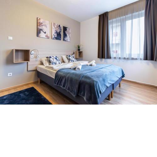 Corvin-Luxe, 3 Bedroom Apartment in City Center