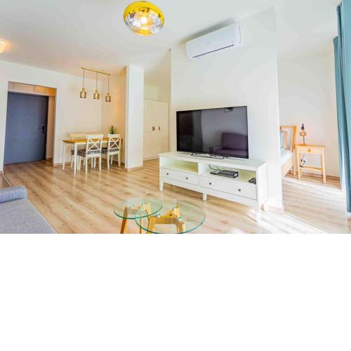 Corvin Quiet Luxury cabin