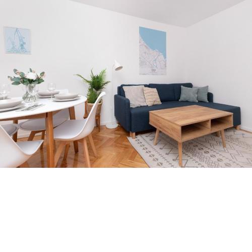 Cosy Apartment for 5 Guests Gdańsk Wrzeszcz by Noclegi Renters