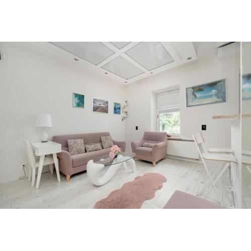 Cosy Apartment in Łódź with Parking Niciarniana by Noclegi Renters