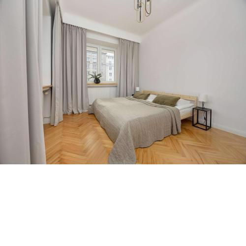 Cosy Apartment Warsaw Centre by Noclegi Renters