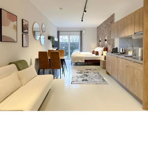 Cosy Apartment with Garden