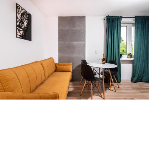 Cosy Corner Residence - by Upstairs
