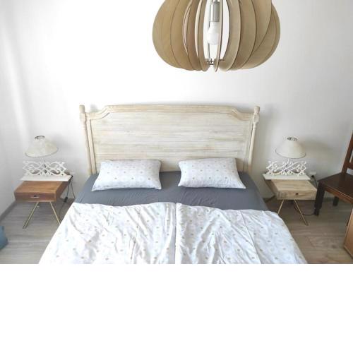 Cosy flat in a quiet location with free parking