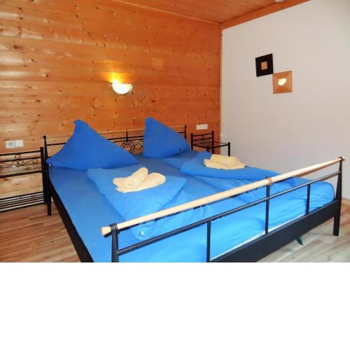 Cosy holiday home in L ngenfeld
