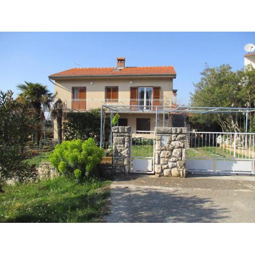 Cosy studio-apartment near the sea